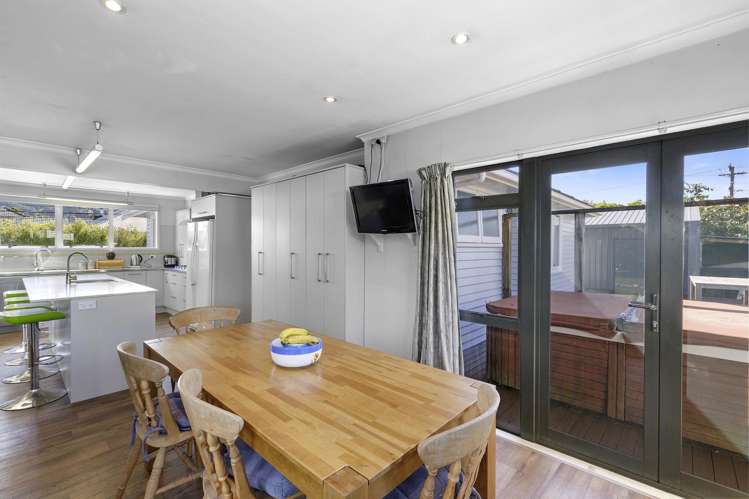 83 Thackeray Street Trentham_8