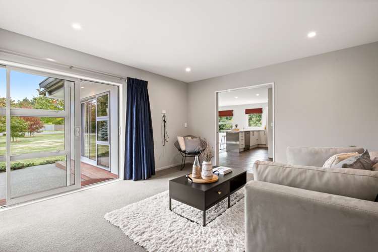 43 Stott Drive Darfield_9