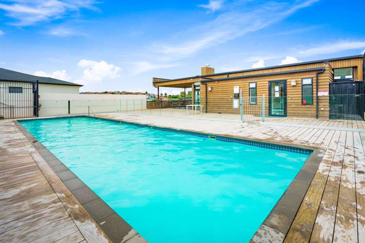 77 Pinecrest Drive Gulf Harbour_24