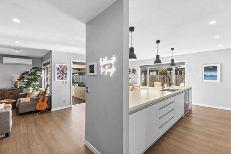 10 Snowberry Street Albert Town_5