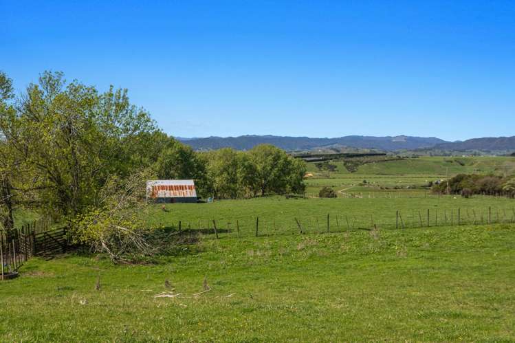 14,92,102 Dickinson Road Waiotahe_20