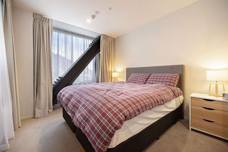 9/16 Mountain Ash Dr_5