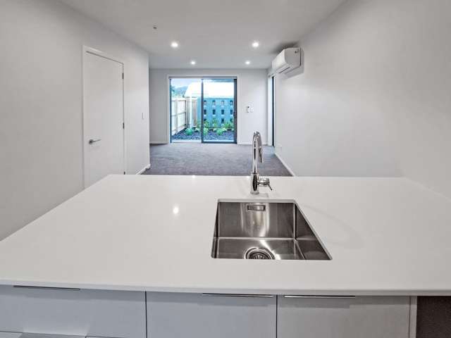 8/16 Sladden Street Naenae_1