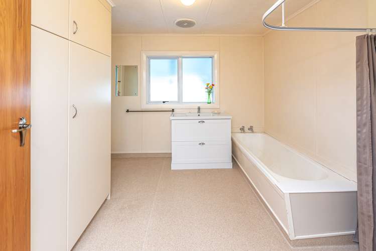 27 Devon Road Springvale_19