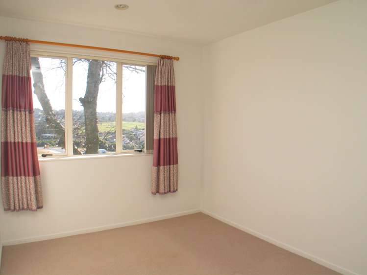 31 Masons Road Oteha_6