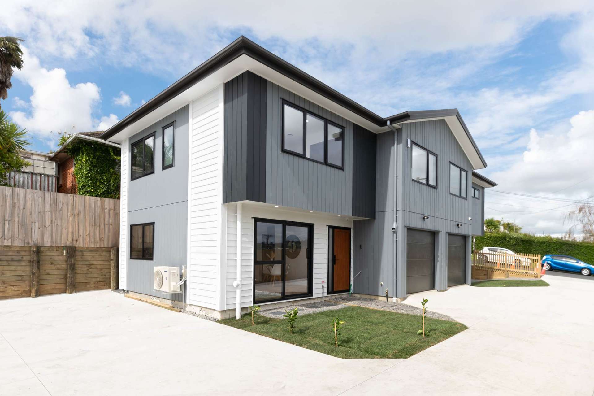 2/43 Savoy Road Glen Eden_0