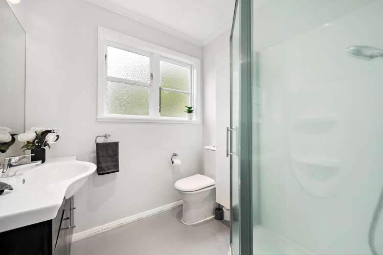 104 Sidlaw Street Strathmore Park_9