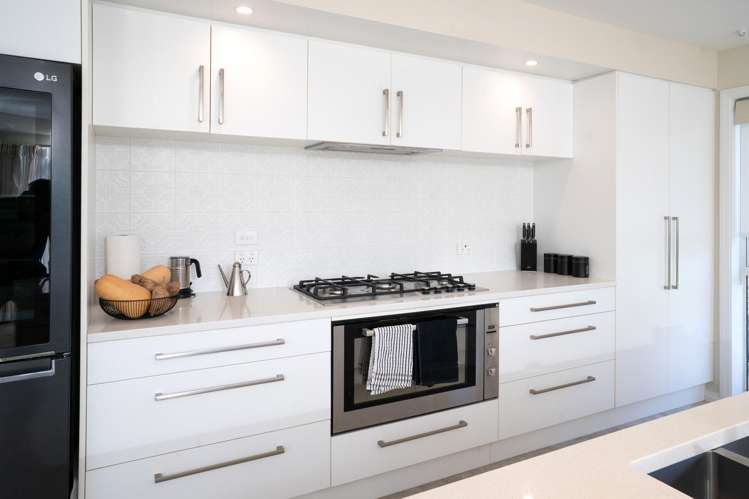 46 Carnaveron Drive Lincoln_4