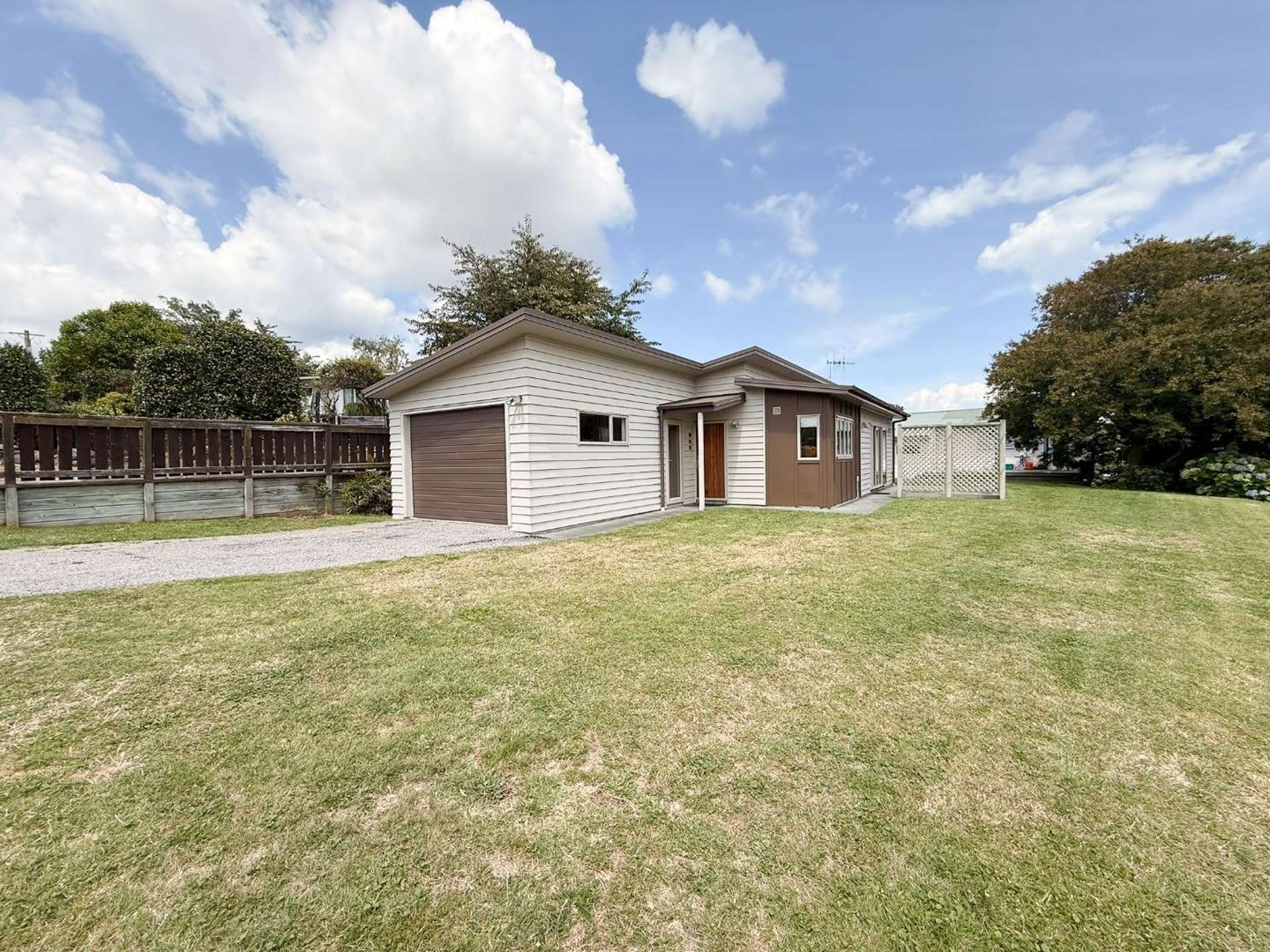 49 Hinekura Avenue 11210_0