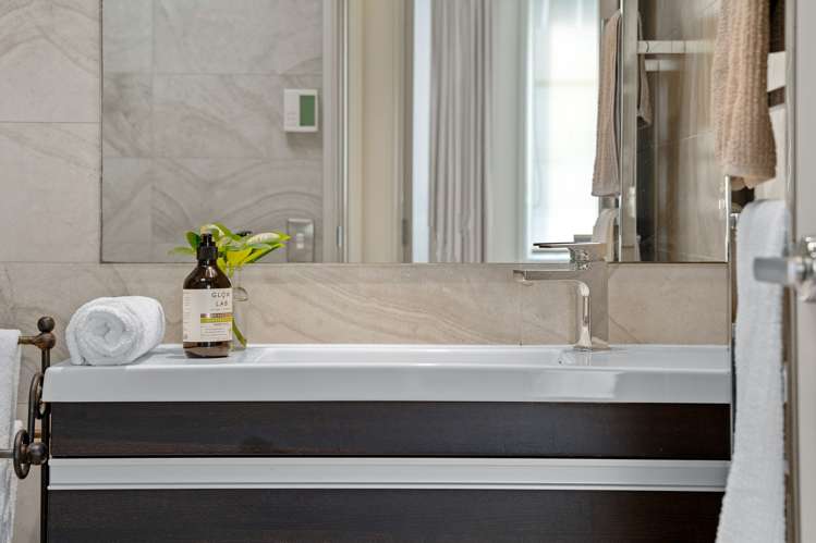 441c Beach Road Mairangi Bay_31