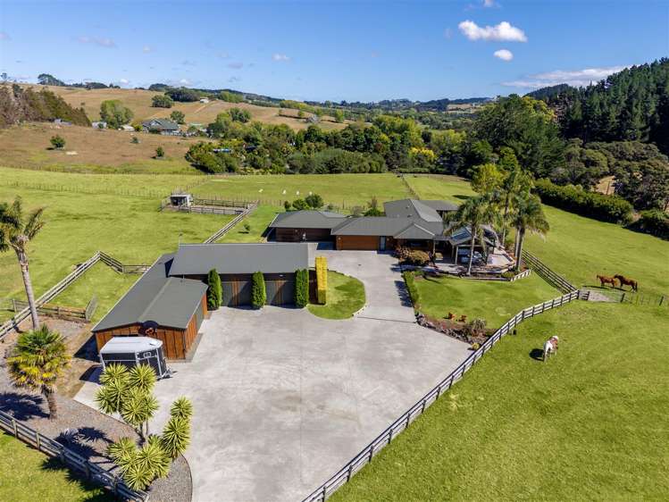 883 Peak Road Waimauku_6