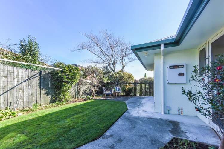 11 Aston Place Richmond_20