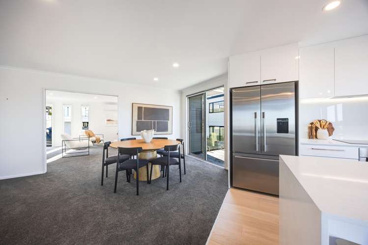 1/29A Seaview Road Castor Bay_9