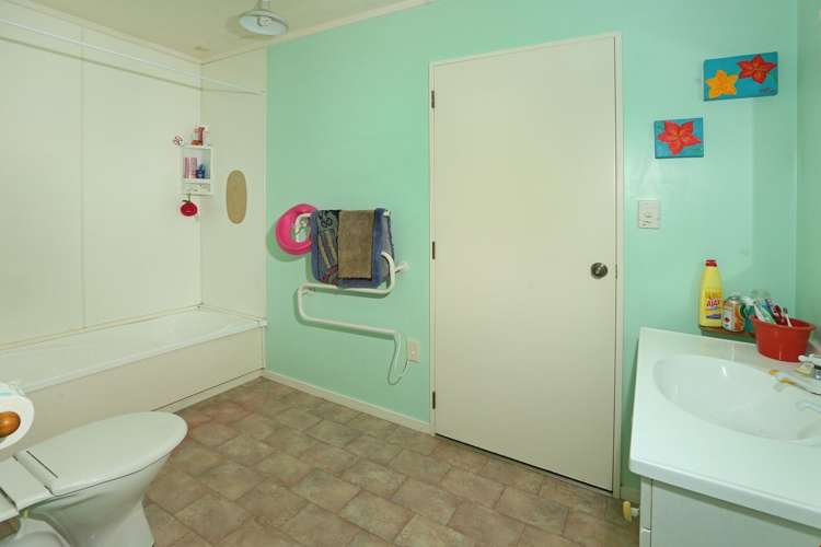 6 Milan Drive Glen Eden_11