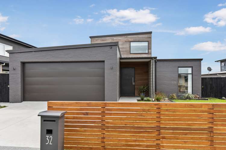 32 Defender Crescent Beachlands_21