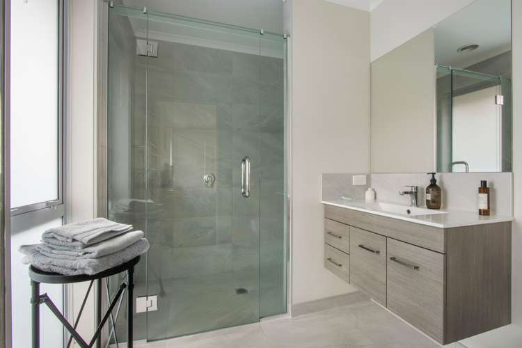 16 Ballantyne Way Aongatete_10