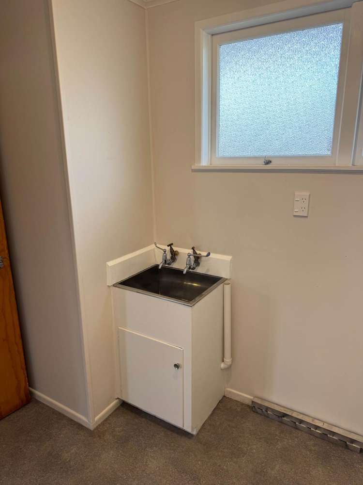 13/24 Bardia Street Belmont_12