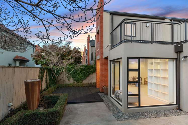 1/56 Hewitts Road Merivale - Christchurch City_14