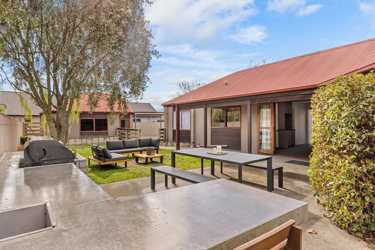 23 Barry Avenue_2