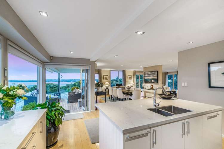 2 Puriri Place Sandspit_7