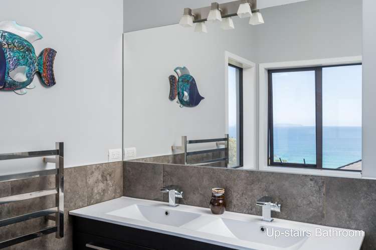 64 Onekainga Rise (Pvt) Whananaki_18