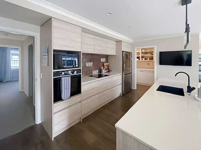 16 Huffington Place 10643_3