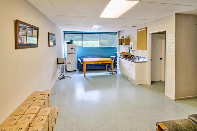 61-65 Dudley Street Hutt Central_9