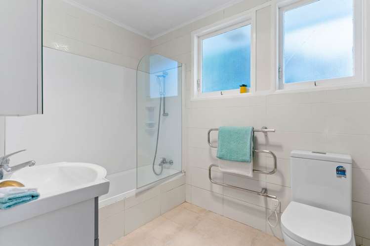 33 Ennis Avenue Pakuranga Heights_12
