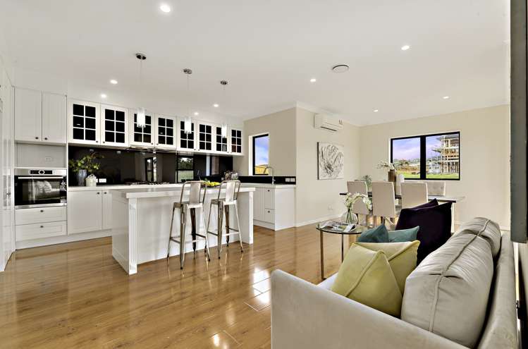 2 Eastfield Avenue Flat Bush_6