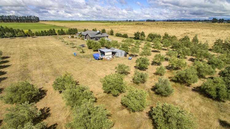 661 Wolffs Road West Eyreton_16