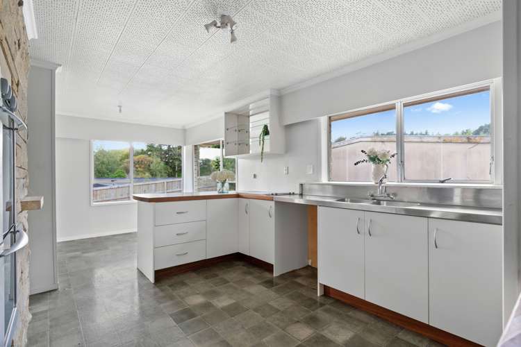 7 Skelton Crescent Paparoa_7