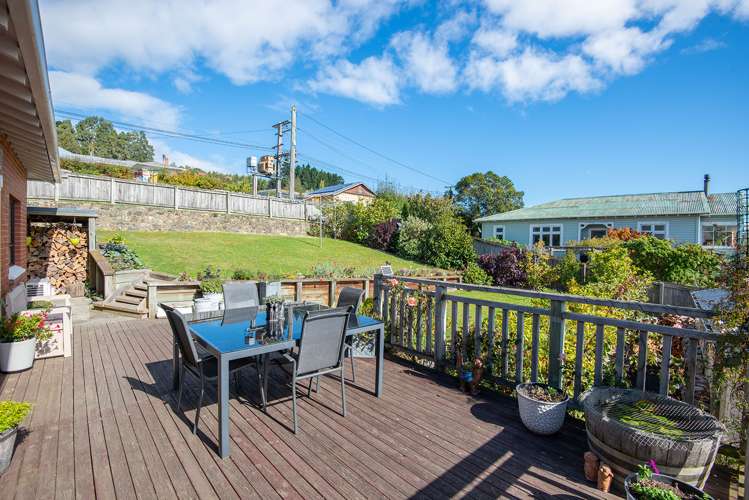 15 Church Street Green Island_21