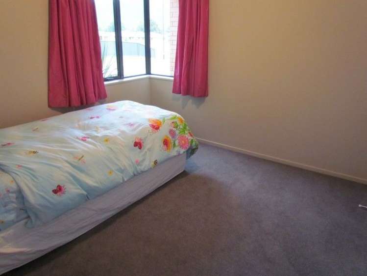 32 Cunaris Way Te Anau_15