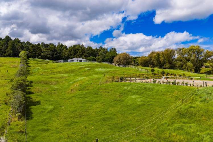 209 Doctors Hill Road Maungaturoto_4