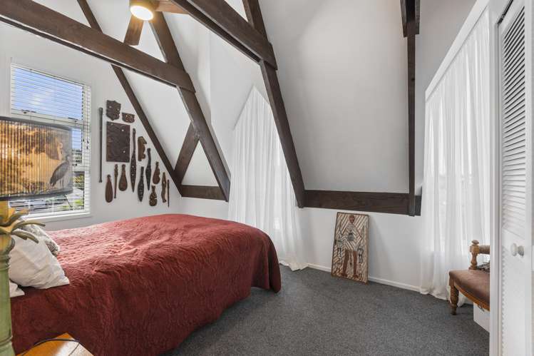 26 Mayfair Place Westown_19