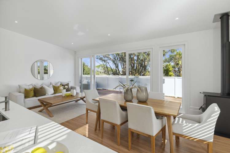 4 Clarence Road Northcote Point_8