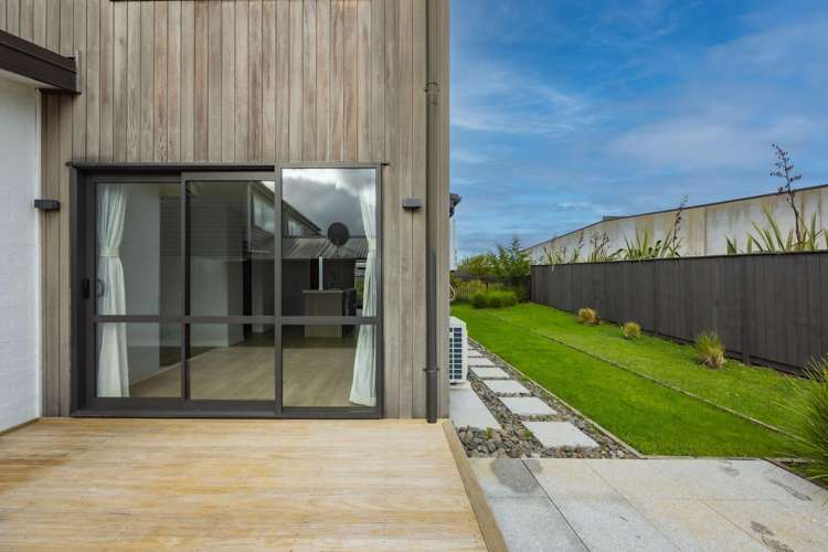 6 Henry Lloyd Place_5