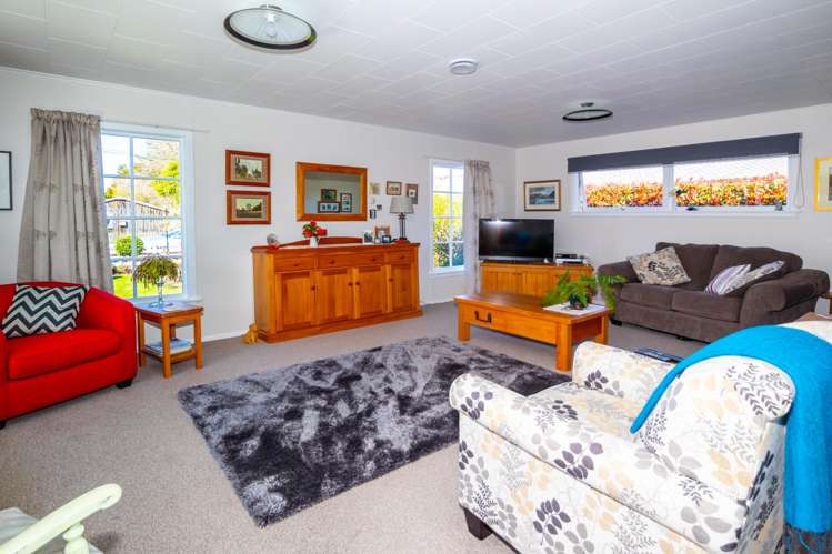 71 Main North Road Geraldine_11