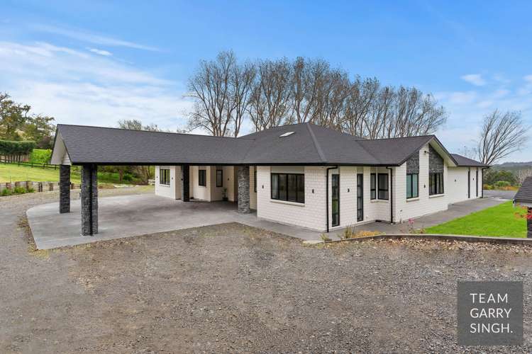 12 Judge Richardson Drive Opaheke_1