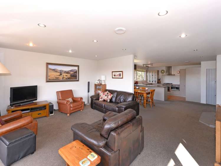 142 Strachan Road Ngatimoti_8