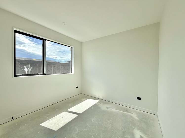 13 Tukutata Crescent Milldale_7