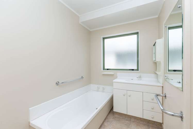 13b Glenorchy Street Glen Eden_7