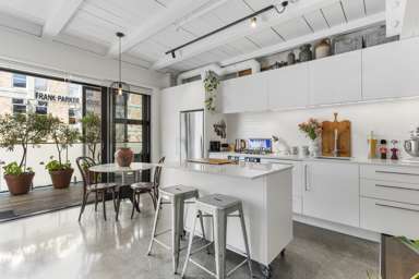 104/43 Brown Street_2
