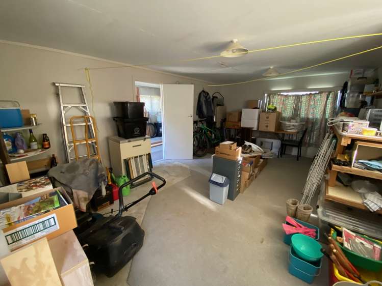 27 Main Road Luggate_13