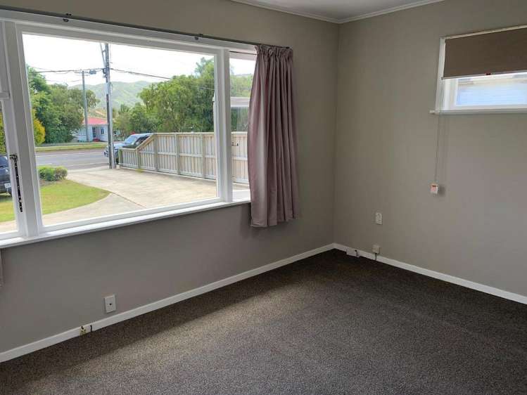1/173 Wainuiomata Road Wainuiomata_6