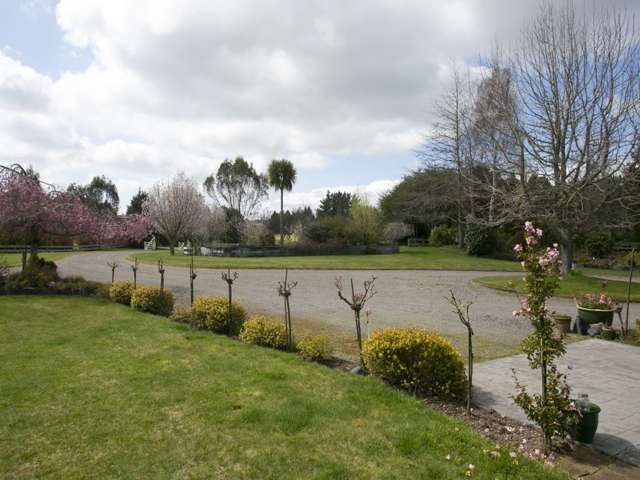 766 Whangamata Road Kinloch_2