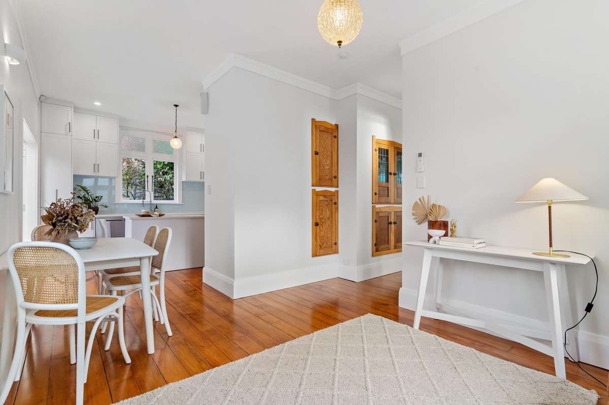 2/13 Alford Street_1