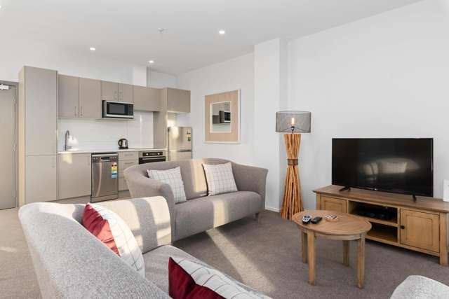 402/30 Red Oaks Drive Frankton_2