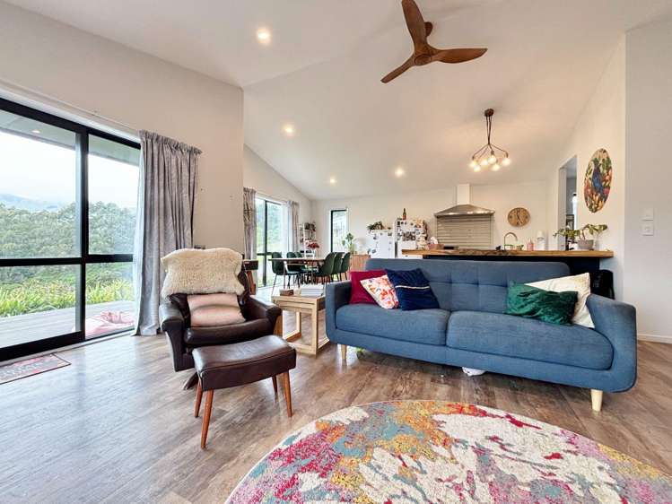 19 Totara Dr Duvauchelle_11