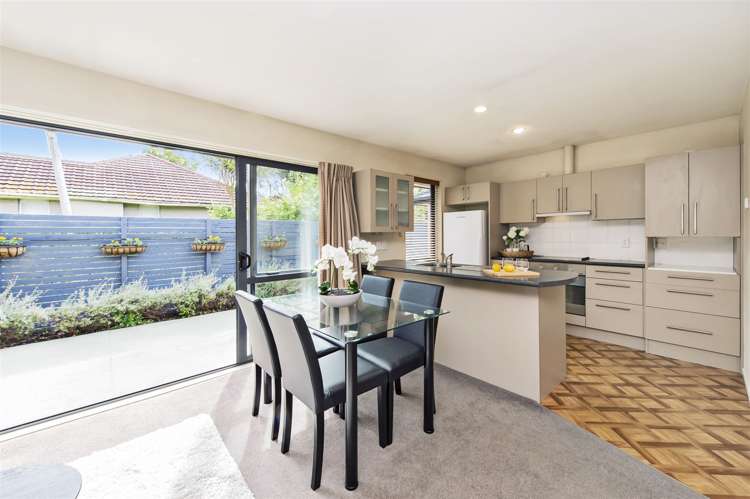 2/453 Greers Road Bishopdale_4